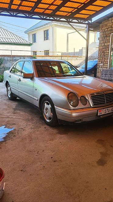 Mercedes-Benz E-Class: 1996 г., 3.2 л, Автомат, Бензин, Седан