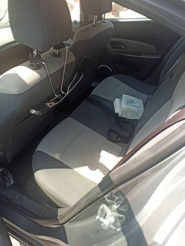 Aksesuarlar və tüninq: Chevrolet Cruze: 1.8 l | 2010 il Sedan