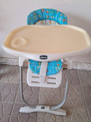 oyuncaq mikrofon: Chicco uşaq yemək stulu - Brend: Chicco - Rəng/naxış: rəngarəng