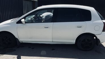 срочно продаю машину бишкек: Honda Civic: 2001 г., 1.5 л, Автомат, Бензин, Хэтчбэк