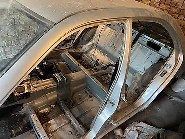 wmb e34: Mercedes-Benz E-Class: 2001 г., Седан — 7