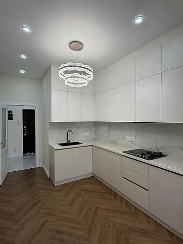 венеция: 2 комнаты, 70 м², Асанбай мкр Элитка, 13 этаж, Дизайнерский ремонт — 1