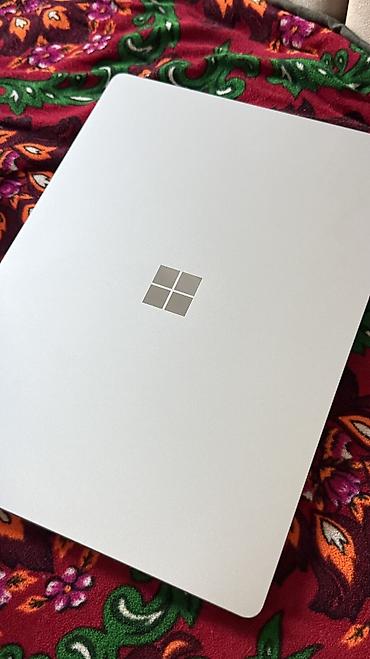 Ноутбуки Microsoft: Ноутбук Microsoft Surface Laptop - Корпус из алюминия в фирменном — 2