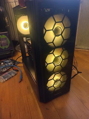 ventilator notebook: RGB işıqlı oyun/iş stasionar kompüter korpusu.Muxtelif rejimde — 4