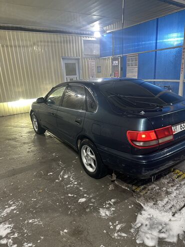 рация для фуры: Toyota Carina E: 1995 г., 1.6 л, Механика, Бензин, Хэтчбэк