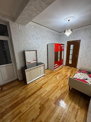 Квартиры: 3 комнаты, Новостройка, м. Халглар Достлугу, 100 м² — 6
