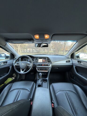 Hyundai: Hyundai Sonata: 2018 г., 2 л, Автомат, Газ, Седан — 10