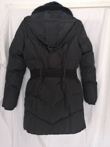 Zimske jakne: Zara, M, Jednobojni, Perje — 3