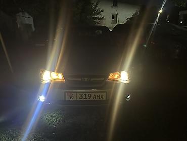 Унаа: Daewoo Nexia: 2011 г., 1.5 л, Кол менен иштөөчү, Бензин, Седан — 2