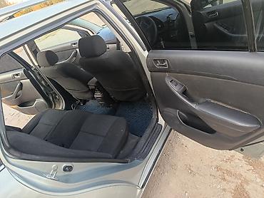 Toyota Avensis: 2003 г., 2 л, Автомат, Бензин, Универсал — 10