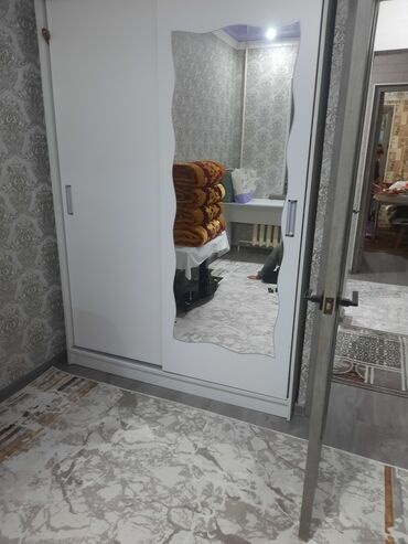 продаю дом в городе токмок: 3 бөлмө, Менчик ээси, Чогуу жашоосу жок, Толугу менен эмереги бар