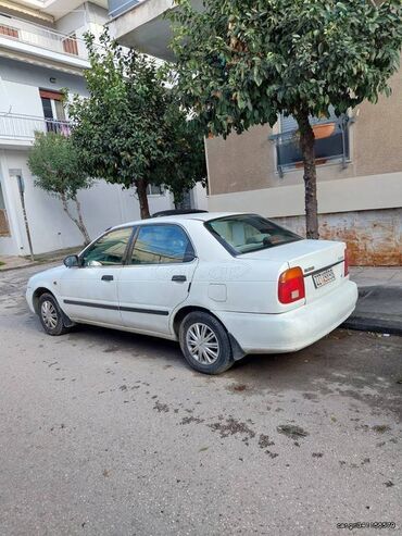 Suzuki Baleno: 1.3 l. | 2001 έ. | 288891 km. Λιμουζίνα