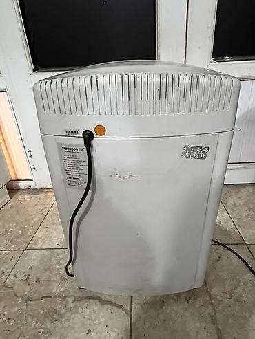 Ofis avadanlığı: SUNWOOD SD-9712 kağız məhv edici - Marka/model: SUNWOOD SD-9712 - — 2