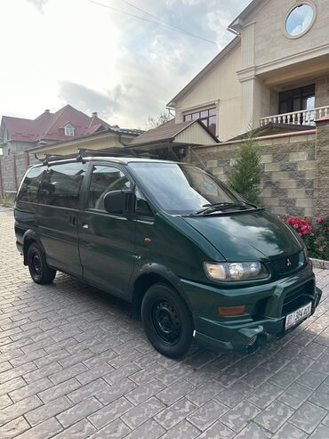 mitsubishi dingo: Mitsubishi Space Gear: 1999 г., 2 л, Механика, Бензин, Вэн/Минивэн