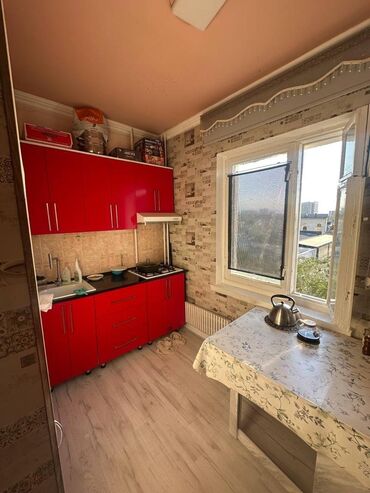 продаю дом в ак ордо 1: 1 комната, 34 м², 105 серия, 5 этаж, Косметический ремонт