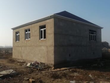 xırdalan kiraye evlər: Tikilmiş bu ev, kafel döşəməsi və plastik pəncərələri ilə mövcud