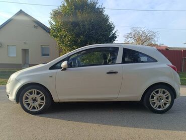 Opel: Opel Corsa: 1.3 l | 2007 г. 200000 km Hečbek — 2