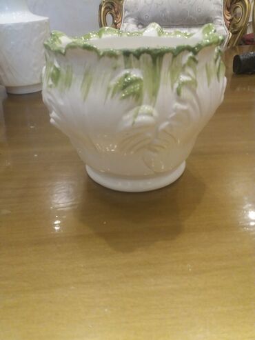 i haljina: Vase, Ceramics, Used