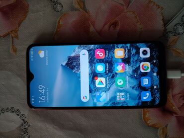 işlənmiş telefonlar redmi: Xiaomi Redmi 8A, 32 GB, rəng - Qırmızı