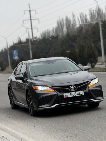 машина на закс: Toyota Camry: 2019 г., 2.5 л, Автомат, Бензин, Седан