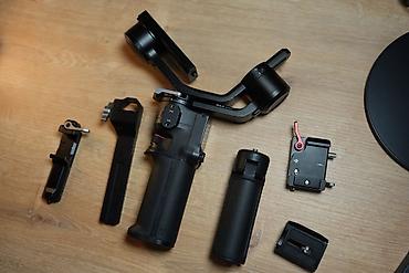 mini radio: Sony α6700 və Tamron 17-70mm F/2.8 Di III-A VC RXD + DJI RS3 Mini — 5