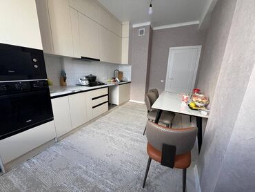 Долгосрочная аренда квартир: 2 комнаты, 77 м², Элитка, 6 этаж, Евроремонт