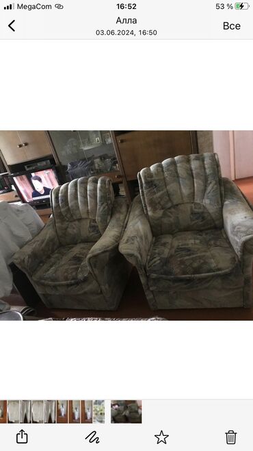 2 местный диван: Продаю два кресла. Цена за два кресла 2 500 сом