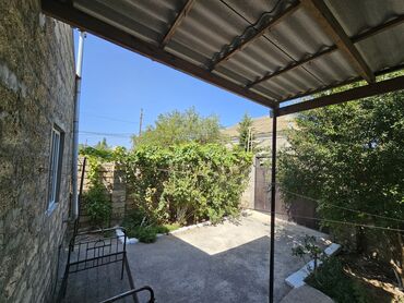 Həyət evləri və villaların satışı: Maştağa qəs. 3 otaqlı, 90 kv. m, Orta təmir — 3