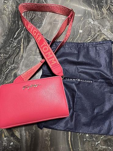 parça çanta: Çiyin çantası, Tommy Hilfiger, İşlənmiş — 8