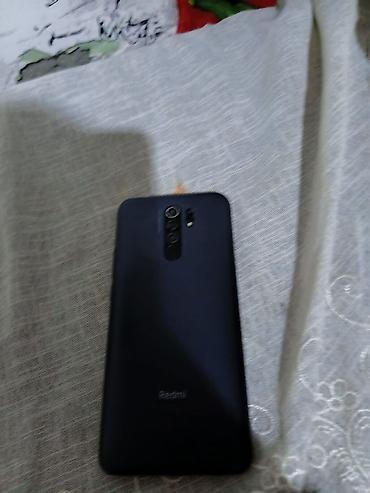 noutbuk 17 3: Redmi smartfon Qara rəngli Redmi smartfon satılır. Şəkillərdən — 3