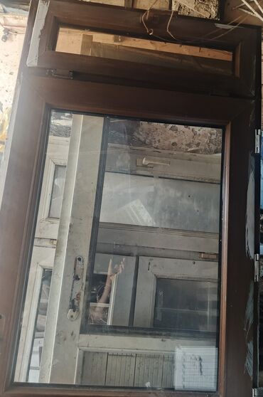 Quru inşaat materialları: İşlənmiş Plastik qapı Zəmanətsiz, Ünvandan götürmə