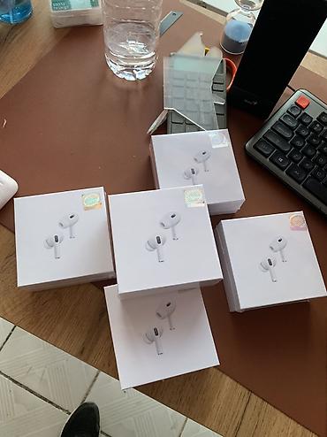 где чинят наушники: Беспроводные вакуумные наушники, Apple, AirPods Pro 2, Новый — 2