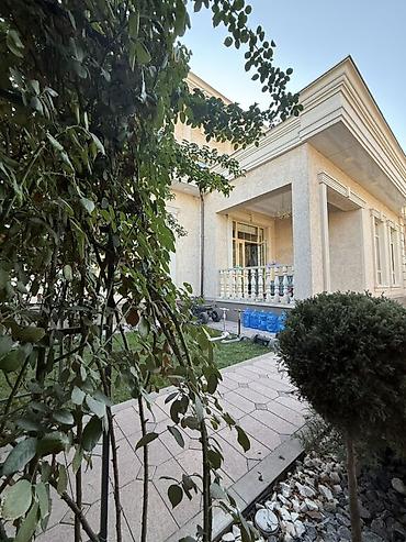 Продажа коттеджей и домов: 🔥 Продаётся добротный 2-этажный элитный дом в престижном районе! 📍 — 4