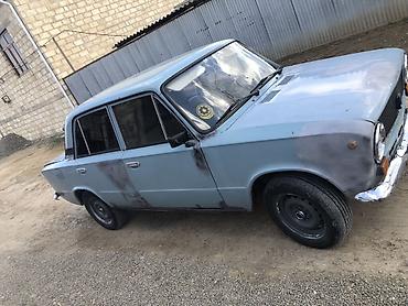 VAZ (LADA): VAZ 2101 sedan - Kuzov: 4 qapı, açıq mavi rəng, xrom bamperlər — 7