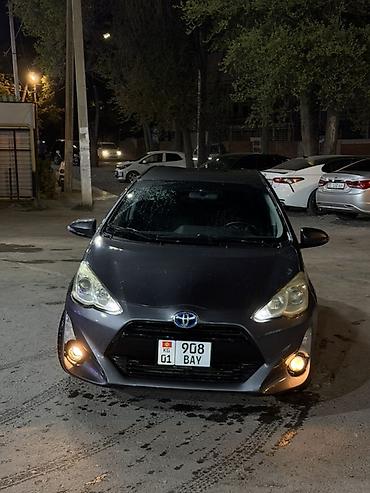 е38 бампер: Toyota Aqua: 2016 г., 1.5 л, Автомат, Гибрид, Хэтчбэк — 2