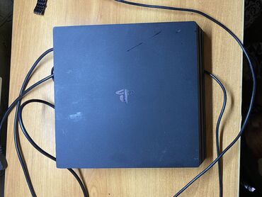 ps4 заказать: Пс 4 про не шумит, не греется состояние отличное только одна царапина