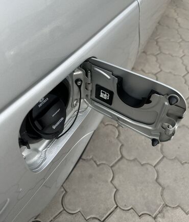 ВАЗ (ЛАДА): ВАЗ (ЛАДА) Priora: 2008 г., 1.6 л, Механика, Бензин, Седан — 10