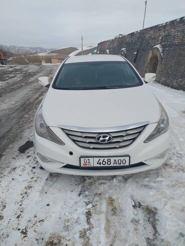 hyundai solaris 2011: Горит горит срочно продается авто находится в районе дордой