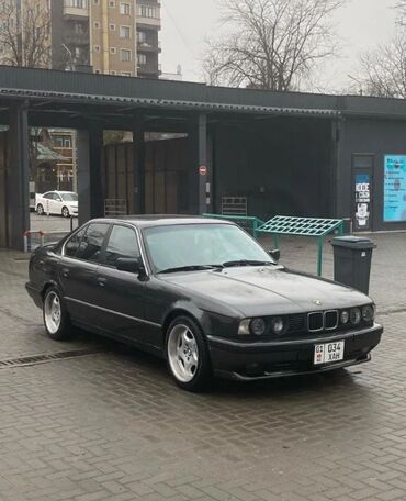 продаю или меняю мерс 124: BMW 525: 1990 г., 2.5 л, Механика, Бензин, Седан