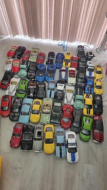 машинки: 📸 Больше фото и видео смотрите в Instagram: 👉 @collectorsgarage.kg — 2