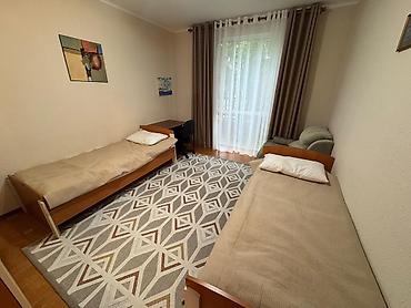 Иссык-Куль 2026: Коттедж, КОТТЕДЖ ЦО Ак Марал, Бает, Детская площадка, Парковка, стоянка, Охраняемая территория — 10