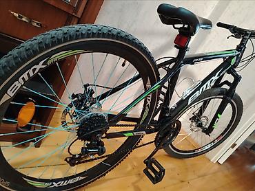 İdman velosipedləri: BMX GTR-906 dağ velosipedi. 
Təzədir — 1