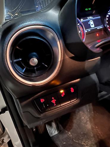 Kia: Kia K3: 2021 г., Седан — 18