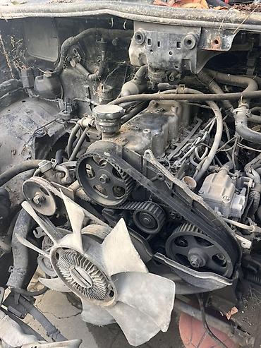 Digər avtomobil ehtiyat hissələri: Hyundai Starex (H1) mikroavtobus – ehtiyat hissələri üçün - Kuzov — 1