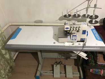 швейная матор: Швейная машина Оверлок, Полуавтомат