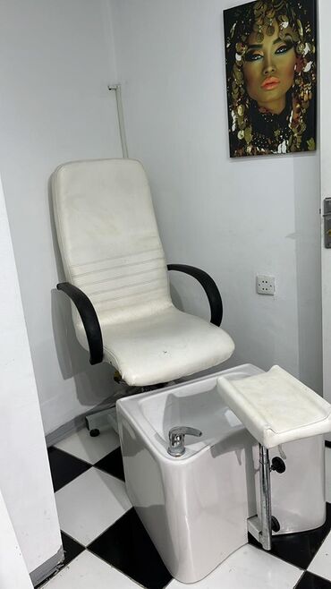 Ev üçün mebel: Pedikür üçün tam dəst - Rahat oturacaqlı pedikür kreslosu (yumşaq