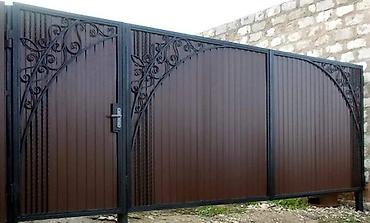 Распашные ворота: Современные уличные ворота и калитки из металлических панелей - Тип — 19