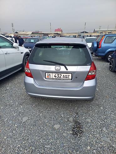 Honda: Honda Fit: 2002 г., 1.3 л, Вариатор, Бензин, Хэтчбэк — 3