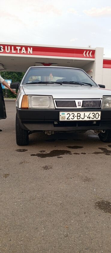 VAZ (LADA): VAZ (LADA) 21099: 1.5 l | 2003 il 350000 km Sedan