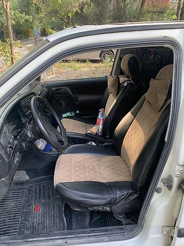 vento: Volkswagen Vento: 1992 г., 1.8 л, Механика, Бензин, Седан — 6